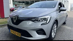 Grijs Gebruikt 2020 Renault Clio V Zen Hatchback | € 12.890 (Eerlijke prijs)