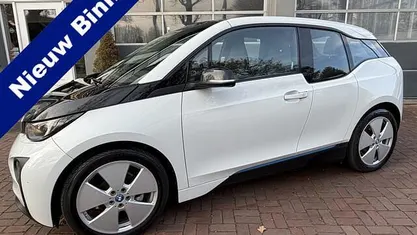 Occasion 2017 BMW i3 Basis Hatchback | € 12.500 (Goede deal)
