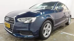 Blauw, metallic lak Gebruikt 2020 Audi A3 Proline Sedan | € 18.950 (Eerlijke prijs)