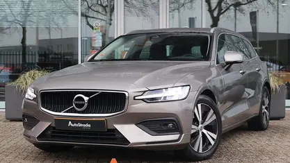 Occasion 2021 Volvo V60 Business Edition Stationwagen | € 26.900 (Super prijs)
