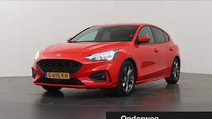 Rood Occasion 2019 Ford Focus Business Edition Hatchback | € 13.935 (Eerlijke prijs)