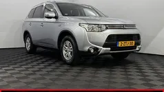 Gebruikt 2015 Mitsubishi Outlander Edition SUV | € 8.950 (Super prijs)