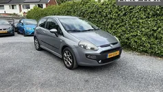 Gebruikt 2010 Fiat Punto Evo Racing Hatchback | € 2.945 (Eerlijke prijs)