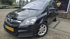 Zwart Gebruikt 2006 Opel Zafira Cosmo MPV | € 2.899 (Eerlijke prijs)