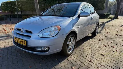 Occasion Hyundai Accent Dynamiq 97 PK (71 kW) 2006 Grijs Hatchback