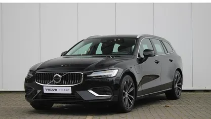 Gebruikt 2025 Volvo V60 Stationwagen | € 41.950 (Eerlijke prijs)