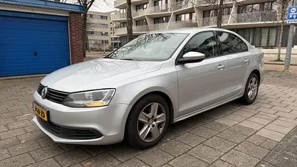 Occasion VW Jetta 105 PK (77 kW) 2012 Grijs Sedan