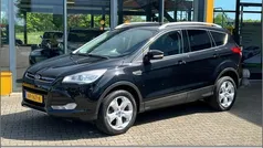 Zwart, metallic lak Gebruikt 2013 Ford Kuga Titanium SUV | € 14.945 (Eerlijke prijs)