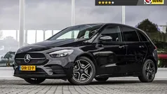 Zwart Gebruikt 2022 Mercedes B250e Premium Plus MPV | € 31.845 (Super prijs)