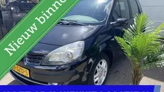 Zwart Gebruikt 2008 Renault Scénic II MPV | € 1.999 (Eerlijke prijs)