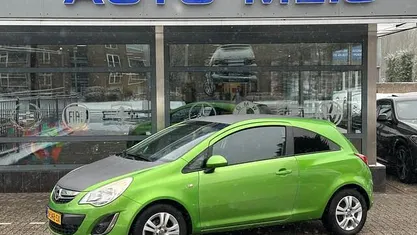 Occasion Opel Corsa 87 PK (63 kW) 2013 Groen Hatchback