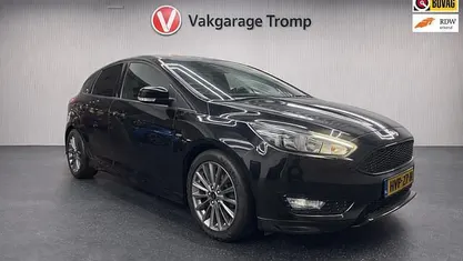 Occasion 2018 Ford Focus ST-Line Hatchback | € 12.950 (Eerlijke prijs)
