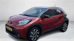 Rood Nieuw 2025 Toyota Aygo Pulse Hatchback | € 23.900 (Eerlijke prijs)