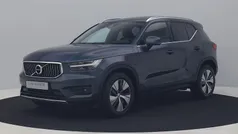 Blauw, metallic lak Gebruikt 2021 Volvo XC40 Inscription SUV | € 26.700 (Goede deal)
