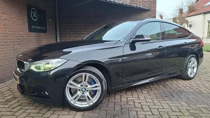 Zwart Gebruikt 2016 BMW 340 Executive Hatchback | € 22.940 (Super prijs)