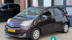 Gebruikt 2012 Toyota Verso-S MPV | € 5.490 (Eerlijke prijs)