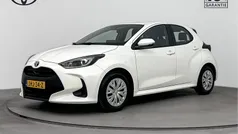 Gebruikt 2022 Toyota Yaris Hybrid Comfort Hatchback | € 20.945 (Eerlijke prijs)