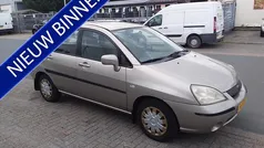 Beige Gebruikt 2002 Suzuki Liana Hatchback | € 1.350 (Goede deal)