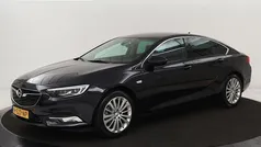 Gebruikt 2020 Opel Insignia Executive Hatchback | € 15.900 (Eerlijke prijs)