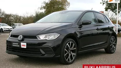Hatchback Gebruikt 2022 VW Polo Business Hatchback | € 20.750 (Eerlijke prijs)