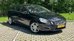 Gebruikt 2011 Volvo V60 Momentum Stationwagen | € 8.945 (Eerlijke prijs)