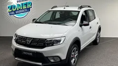 Wit Gebruikt 2020 Dacia Sandero Stepway Hatchback | € 13.040 (Eerlijke prijs)