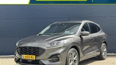 Gebruikt 2020 Ford Kuga ST-Line SUV | € 25.435 (Eerlijke prijs)