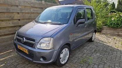 Gebruikt 2005 Opel Agila Hatchback | € 1.250 (Eerlijke prijs)