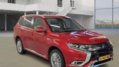 Gebruikt 2019 Mitsubishi Outlander Intense SUV | € 21.450 (Eerlijke prijs)