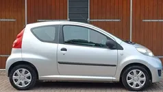 Grijs Gebruikt 2010 Peugeot 107 Hatchback | € 2.250 (Eerlijke prijs)