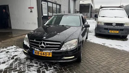 Zwart Gebruikt 2010 Mercedes C350 Elegance Sedan | € 4.250 (Super prijs)