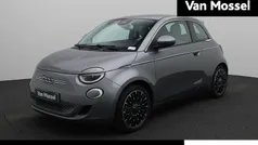 Grijs Gebruikt 2023 Fiat 500e La Prima Hatchback | € 23.900 (Eerlijke prijs)