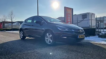 Occasion 2016 Opel Astra Business Hatchback | € 7.900 (Eerlijke prijs)