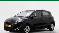 Zwart Gebruikt 2024 Hyundai i10 Comfort Hatchback | € 16.440 (Eerlijke prijs)