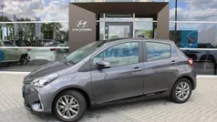 Grijs Gebruikt 2017 Toyota Yaris Hybrid Executive Hatchback | € 15.495 (Super prijs)