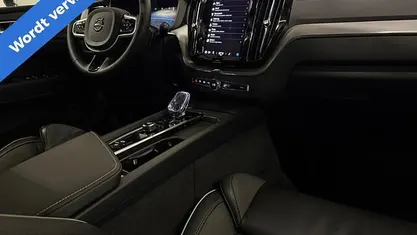 Zwart (metallic) Gebruikt 2024 Volvo XC60 Ultra SUV | € 51.950 (Goede deal)