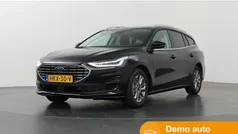 Zwart Nieuw 2025 Ford Focus Titanium Stationwagen | € 30.830 (Super prijs)