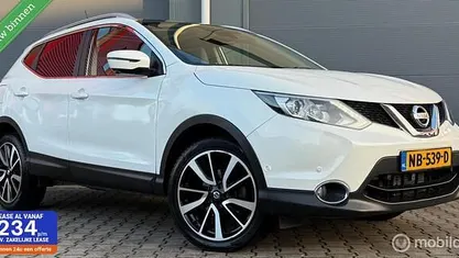 Wit (metallic) Gebruikt 2017 Nissan Qashqai N-Connecta SUV | € 13.950 (Eerlijke prijs)