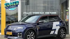 Blauw Gebruikt 2024 Renault R5 Komfort Hatchback | € 31.045 (Eerlijke prijs)