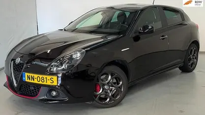 Occasion 2017 Alfa Romeo Giulietta Super Hatchback | € 14.745 (Eerlijke prijs)