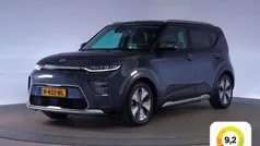 Grijs, metallic lak Gebruikt 2020 Kia Soul EV SUV | € 16.809 (Super prijs)