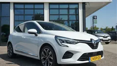 Wit Gebruikt 2020 Renault Clio V Intens Hatchback | € 17.900 (Eerlijke prijs)