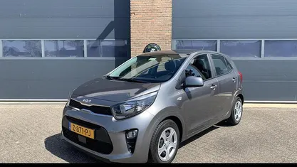 Occasion Kia Picanto Comfort 67 PK (49 kW) 2024 Grijs Hatchback