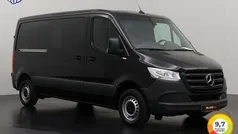 Zwart Gebruikt 2020 Mercedes Sprinter Van | € 23.900 (Eerlijke prijs)