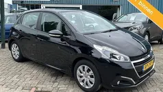 Zwart Gebruikt 2018 Peugeot 208 Hatchback | € 6.895 (Eerlijke prijs)