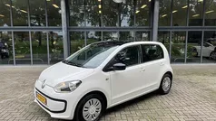 Gebruikt 2015 VW up! Move Hatchback | € 6.355 (Eerlijke prijs)
