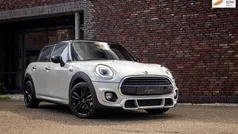 Gebruikt 2017 Mini Cooper Hatchback | € 16.450 (Eerlijke prijs)