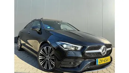 Zwart Occasion 2019 Mercedes CLA220 Premium Plus Sedan | € 33.000 (Eerlijke prijs)