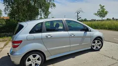 Grijs Gebruikt 2010 Mercedes B180 Business MPV | € 5.450 (Goede deal)