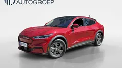 Rood Gebruikt 2021 Ford Mustang Mach-E SUV | € 29.945 (Eerlijke prijs)